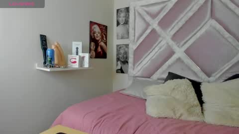 Lux online show from February 2026 01:12:02 PM