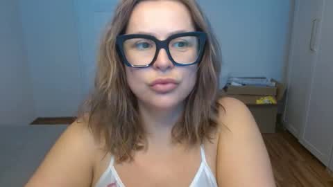 Snapshot of luxxx_diana chatting on October 2025 09:30:01 AM Diana online show from October 2025 09:30:01 AM