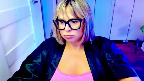 Diana online show from May 2026 06:21:02 AM