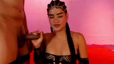 Snapshot of luxy_thomas chatting on May 2026 01:25:02 AM luxy_thomas online show from May 2026 01:25:02 AM