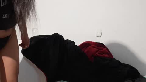 Snapshot of luz_celeste_ chatting on February 2026 02:00:01 AM Luz online show from February 2026 02:00:01 AM