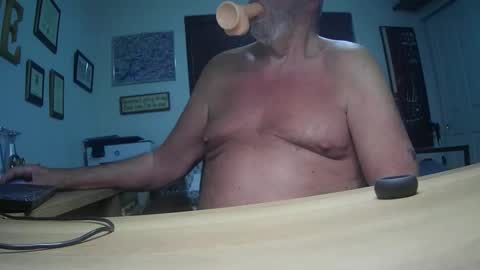 Snapshot of lvrimmer chatting on February 2026 11:30:02 AM lvrimmer online show from February 2026 11:30:02 AM