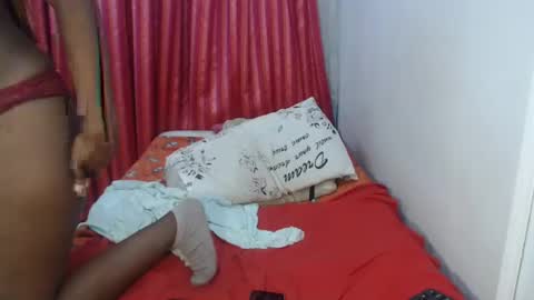 LWANDLE17 online show from December 2024 06:33:01 PM