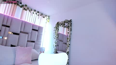 Snapshot of lya_brown chatting on November 2025 12:15:02 PM lya_brown online show from November 2025 12:15:02 PM