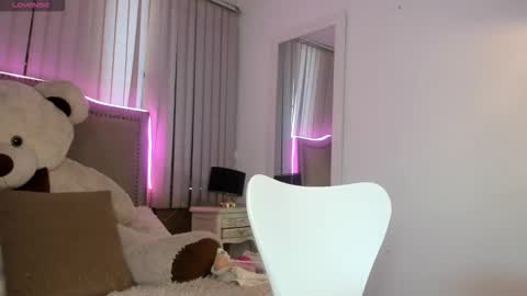 Snapshot of lya_brown chatting on November 2025 12:19:02 PM lya_brown online show from November 2025 12:19:02 PM