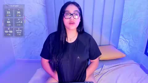 LYA DUBOIS  online show from July 2026 09:33:01 AM