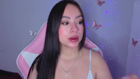 Snapshot of lya_levine chatting on October 2025 09:48:02 AM Lya online show from October 2025 09:48:02 AM