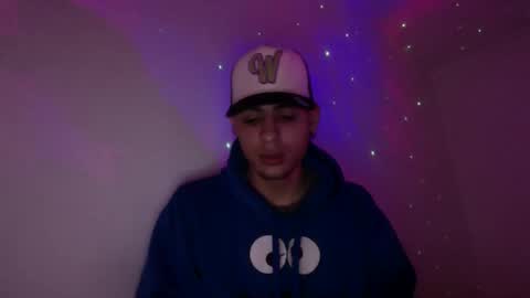 Lyan online show from November 2025 02:01:01 PM