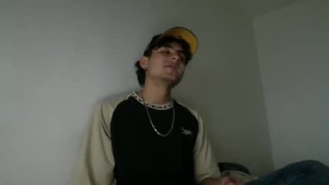 Lyan online show from November 2025 01:10:01 PM