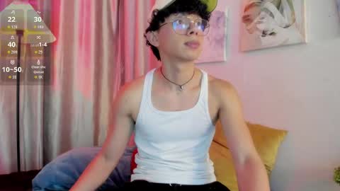 Lyan online show from April 2026 08:57:02 PM