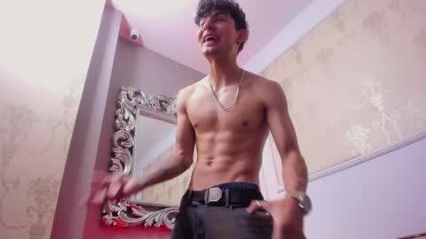 Lyan online show from February 2026 02:04:02 AM