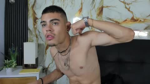 TELL ME LYCAN online show from May 2026 09:27:01 PM
