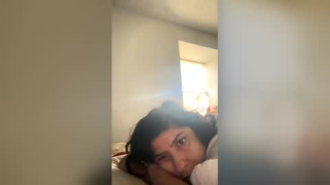 lydiasheer online show from June 2026 04:45:01 PM
