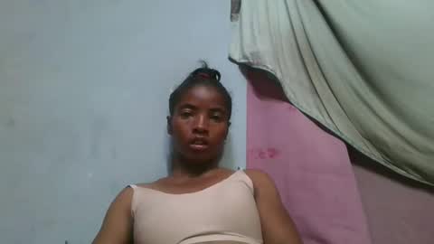 lydie856696 online show from April 2026 02:44:02 PM