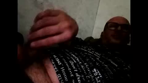 Snapshot of lyelik chatting on January 2025 08:31:02 PM Alex online show from January 2025 08:31:02 PM
