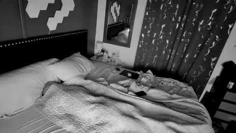 Snapshot of lyfsaver chatting on April 2026 10:12:02 AM lyfsaver online show from April 2026 10:12:02 AM