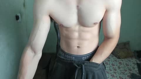 Snapshot of lyg7 chatting on February 2026 03:21:02 AM Gothdaddy online show from February 2026 03:21:02 AM