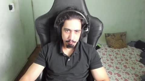 Snapshot of lyg7 chatting on February 2026 06:41:02 AM Gothdaddy online show from February 2026 06:41:02 AM