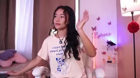 Lyhana Lee online show from May 2026 02:44:02 PM