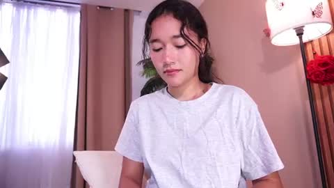 Lyhana Lee online show from June 2026 01:37:01 PM