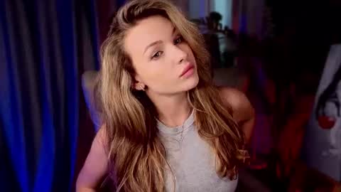 simply Eliza  online show from October 2025 10:11:01 AM