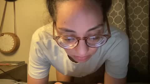 Snapshot of lylajades chatting on February 2025 05:14:01 AM Olivia online show from February 2025 05:14:01 AM