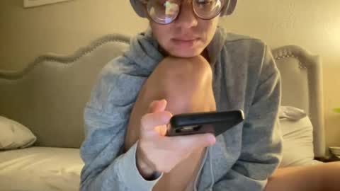 Olivia online show from August 2026 06:48:02 AM