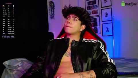 Lyle Bennett Freelance Model online show from December 2025 09:26:01 AM