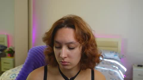 Lylian online show from October 2025 07:07:02 AM