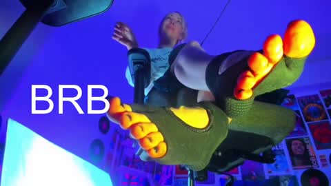 Snapshot of lylithskye chatting on January 2025 10:40:01 AM Lylith Skye NO NUDE model online show from January 2025 10:40:01 AM