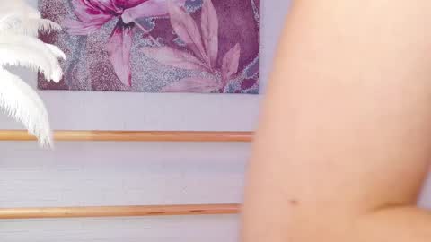 Snapshot of lyly_loveyou chatting on March 2025 08:45:01 AM Lyly online show from March 2025 08:45:01 AM