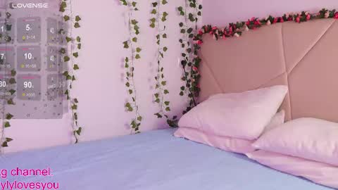 Snapshot of lyly_loveyou chatting on September 2025 05:41:01 AM Lyly online show from September 2025 05:41:01 AM