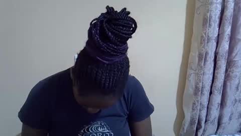 Snapshot of lyn_anna chatting on September 2025 08:52:02 AM lyn_anna online show from September 2025 08:52:02 AM