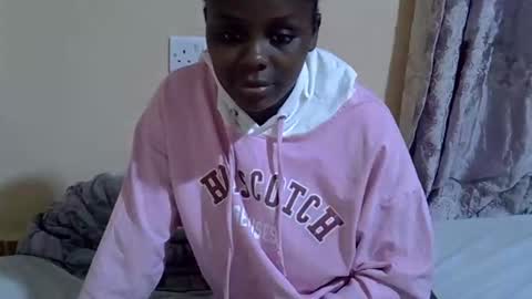 Snapshot of lyn_anna chatting on October 2025 09:20:01 PM lyn_anna online show from October 2025 09:20:01 PM