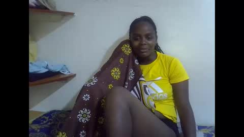 lyn_anna online show from February 2026 12:47:02 PM