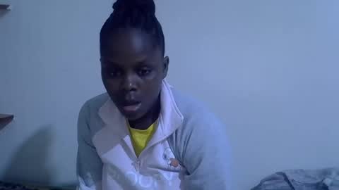 lyn_anna online show from May 2026 11:23:04 PM