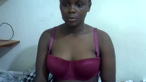 lyn_anna online show from June 2026 05:56:02 PM