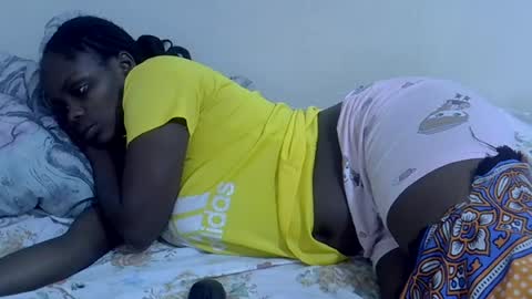 lyn_anna online show from June 2026 06:05:02 PM