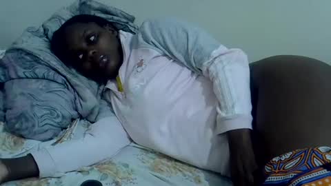 Snapshot of lyn_anna chatting on July 2026 01:08:02 AM lyn_anna online show from July 2026 01:08:02 AM