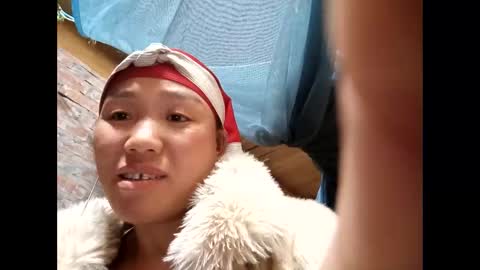 lyn_eva online show from February 2026 12:44:02 PM