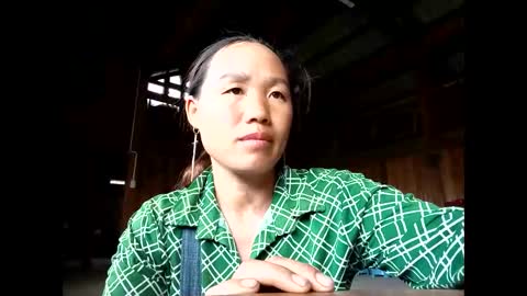 lyn_eva online show from April 2026 10:24:01 AM