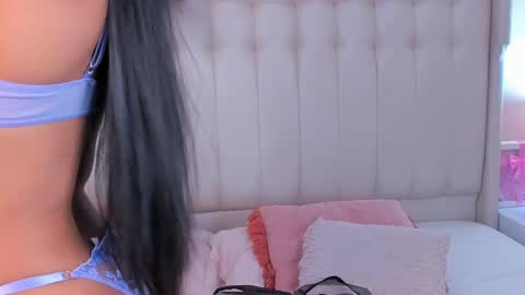 Lyn online show from September 2025 11:04:01 AM