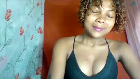 lyndah19 online show from January 2026 09:35:01 AM