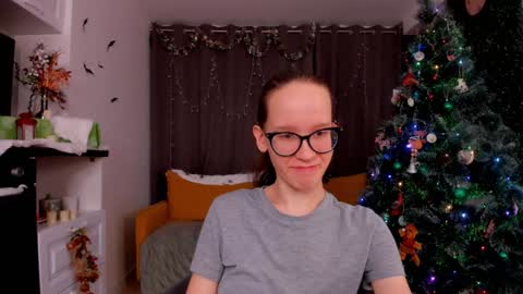 Sara online show from January 2025 10:15:02 PM