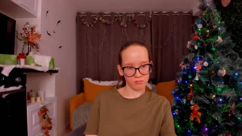 Sara online show from January 2025 07:38:02 PM