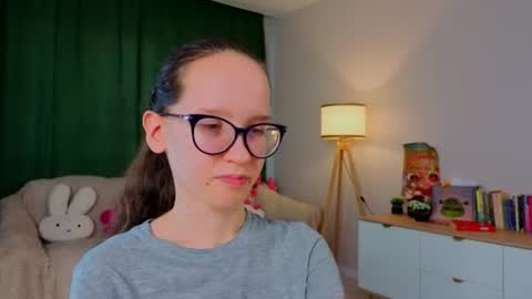 Sara online show from July 2026 04:21:01 PM