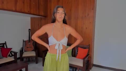 Snapshot of lynn_jackson chatting on November 2025 04:40:01 AM LYNN online show from November 2025 04:40:01 AM