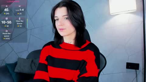 Lynn online show from November 2025 01:06:02 AM