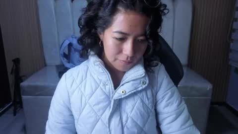 lynn_turner_ online show from May 2026 12:55:02 PM