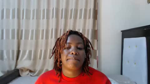 Snapshot of lynnchoco chatting on October 2025 05:19:01 PM Lynn online show from October 2025 05:19:01 PM